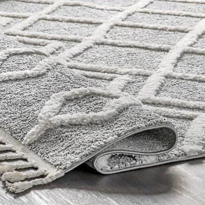 NuLOOM Wylde High Low Soft Shaggy Diamond Moroccan Tassel Area Rug 3 NuLOOM Wylde High Low Soft Shaggy Diamond Moroccan Tassel Area Rug - Image 3